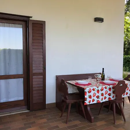 Ferrari Casa Vacanze بيت للعطل