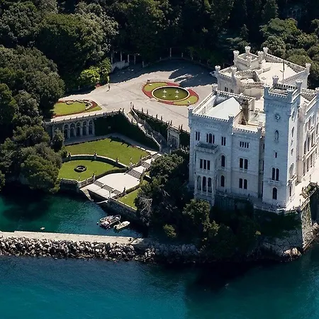 Ferrari Casa Vacanze Holiday home *